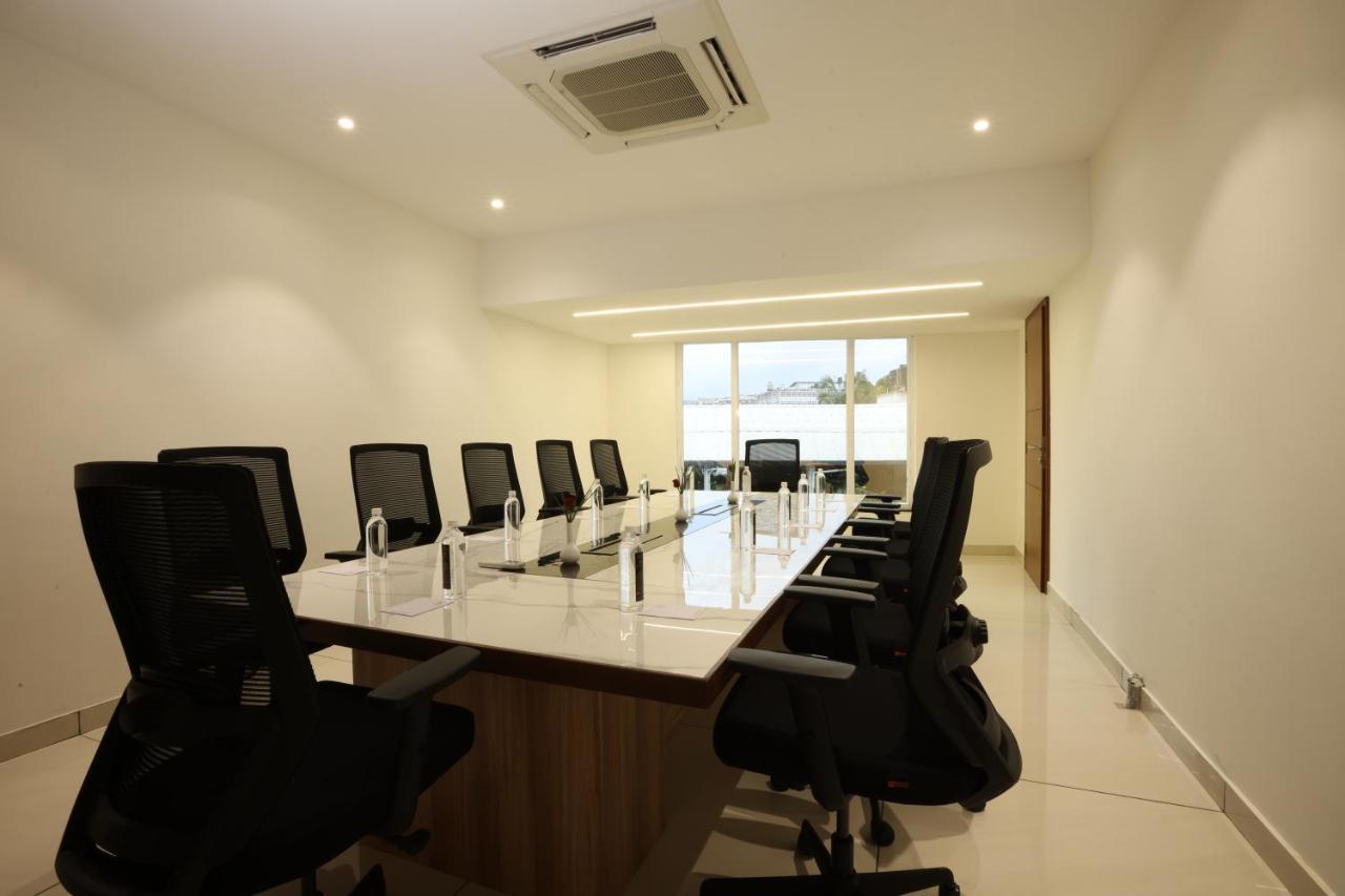Royal Plaza Suites By Rak Rooms, Mangaluru 外观 照片